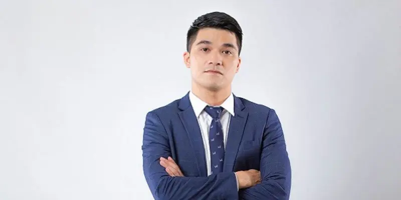 Những bước đi đầu tiên của CEO Hoàng Anh